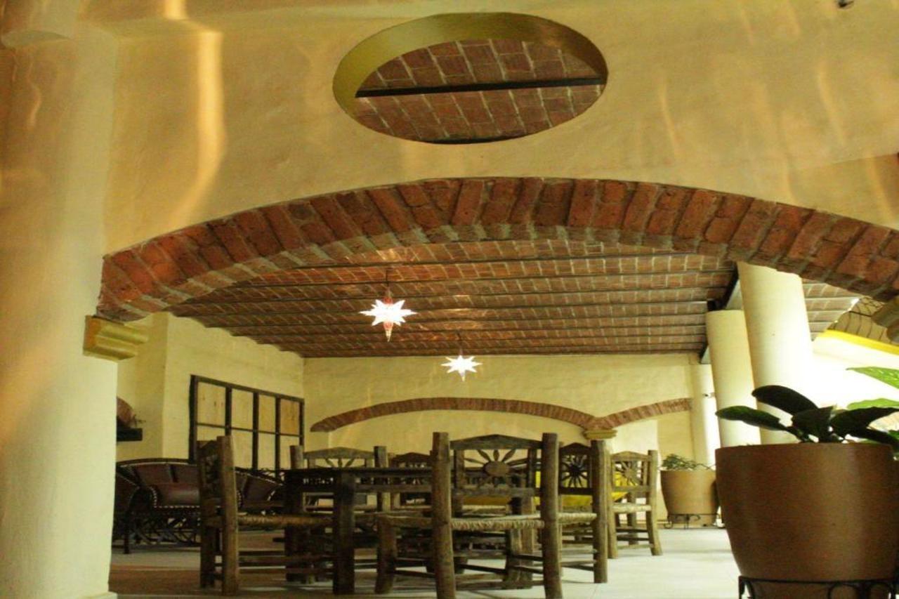Oyo Hotel Castillo Santa Cecilia タパルパ エクステリア 写真